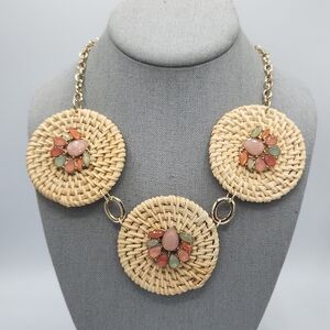 5 for $25! New York & Company Cream Gold Tone Bib Statement Necklace